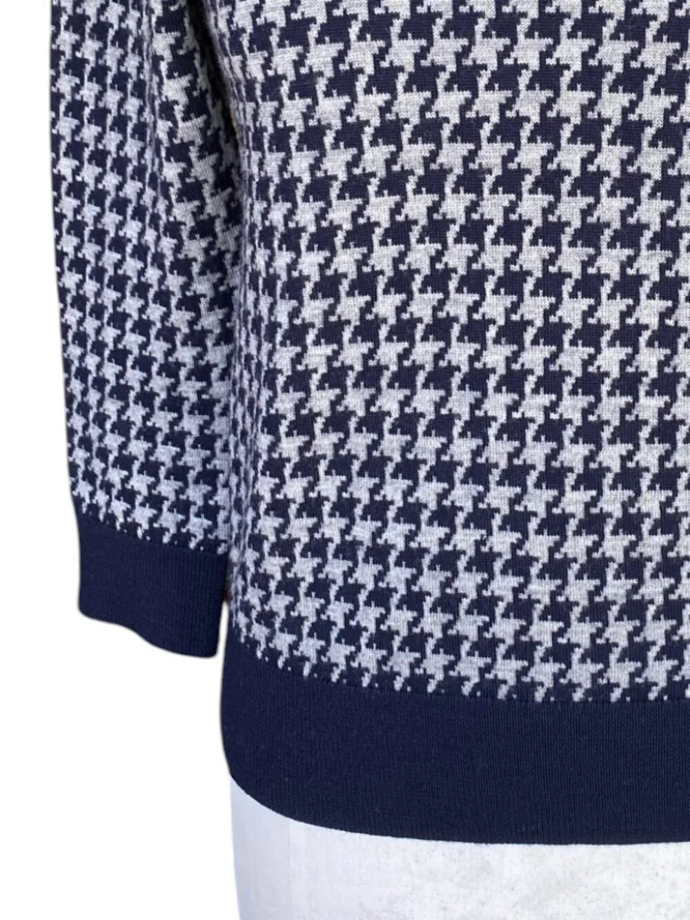 J Crew Houndstooth 100% Merino Wool Sweater Navy Gray Academia Old Money Prep-S